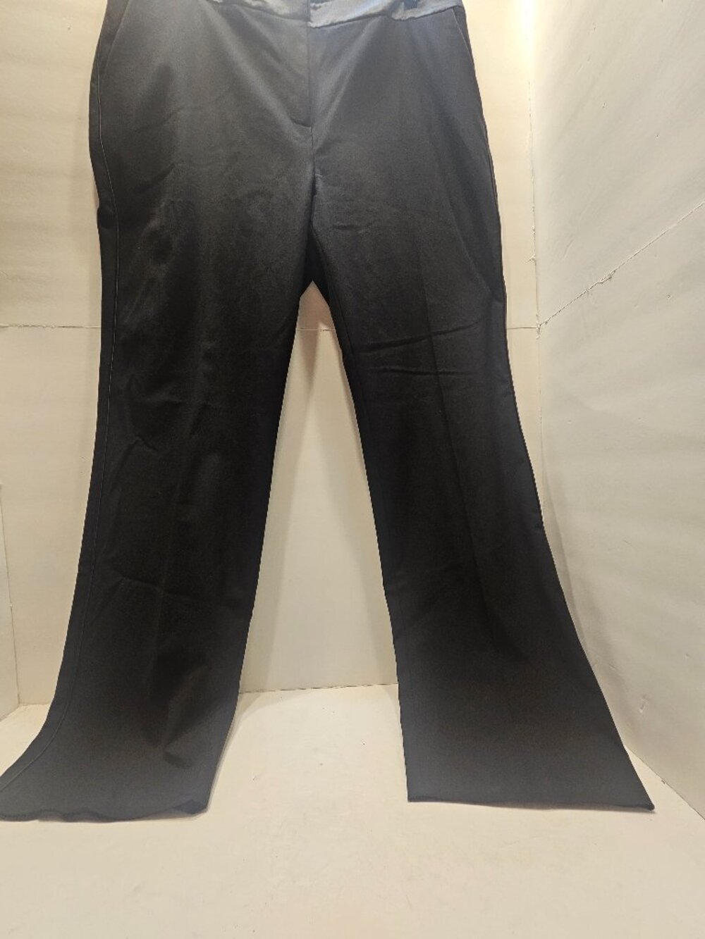 INC Intr./14/BLK